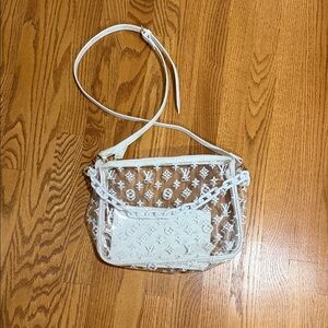Elegant White Designer Crossbody Bag